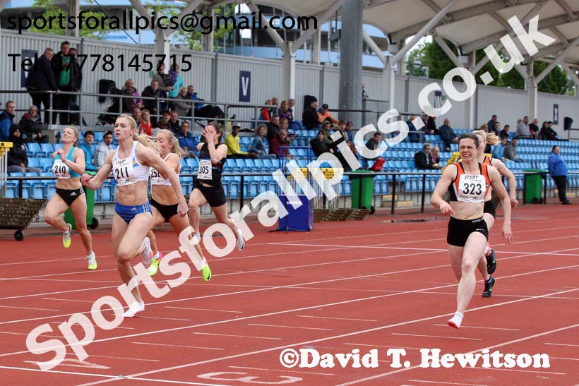 Senior womens 100 metres, Northern Senior and Under-20s Champs., SportsCity, Manchester. Photo: David T. Hewitson/Sports for All Pics